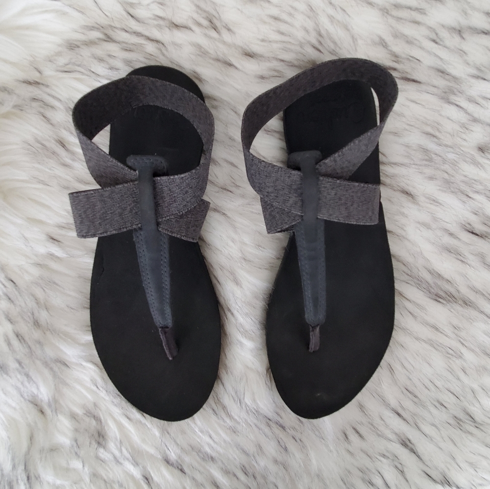 COPY - Reef Cushion Black Ankle Wrap Yoga Sandals…